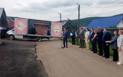 3773edd0-9f40-43f8-aba4-80ca63cebf15