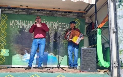 4ee192fb-493a-43c8-bb33-ccdf0cb21ef5