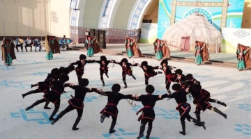 Ансамбль национального фольклора «Айкулаш» (Узбекистан)