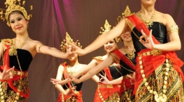 Коллектив народного танца «Satit Silpakorn» (Таиланд)