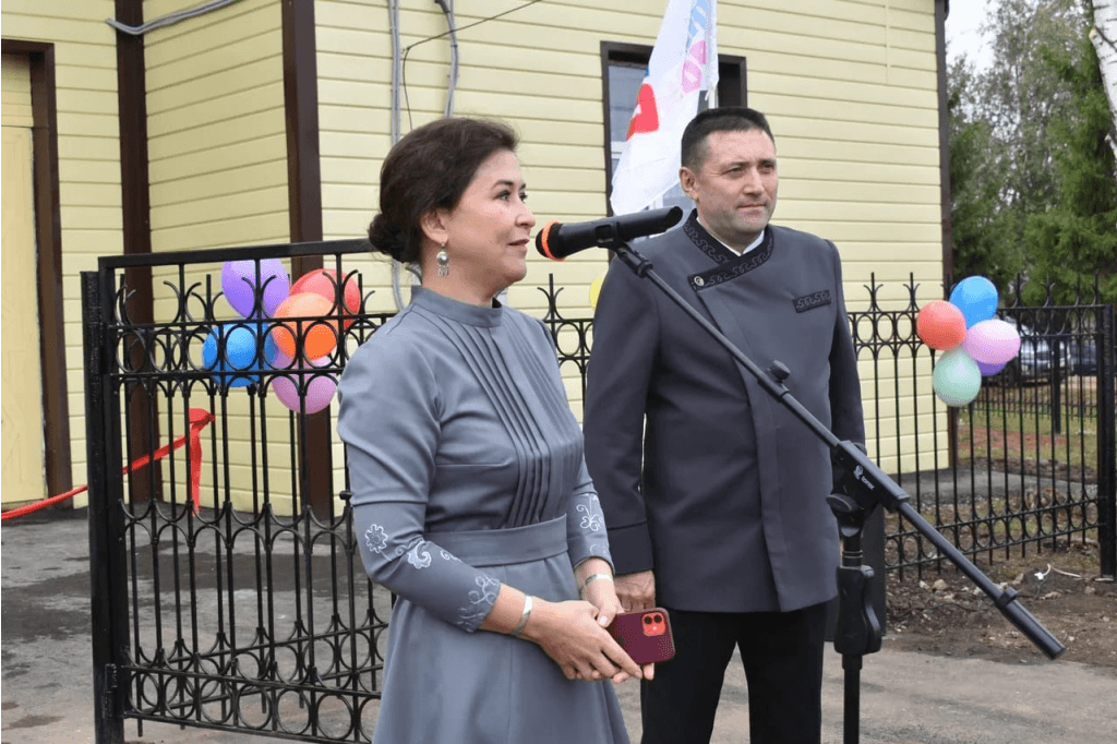 Министр культуры РБ Амина Шафикова открыла обновленный сельский Дом культуры в Балтачевском районе