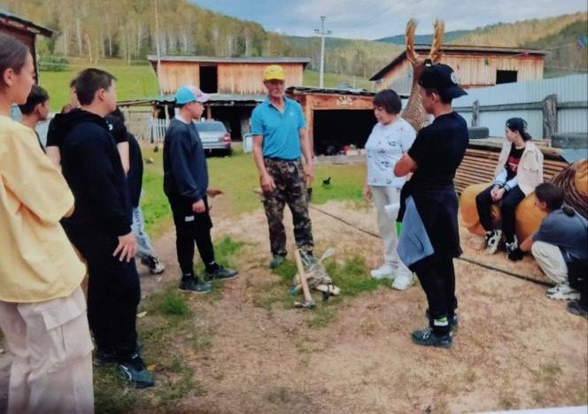 В Бурзянском районе проведен мастер-класс по резьбе по дереву