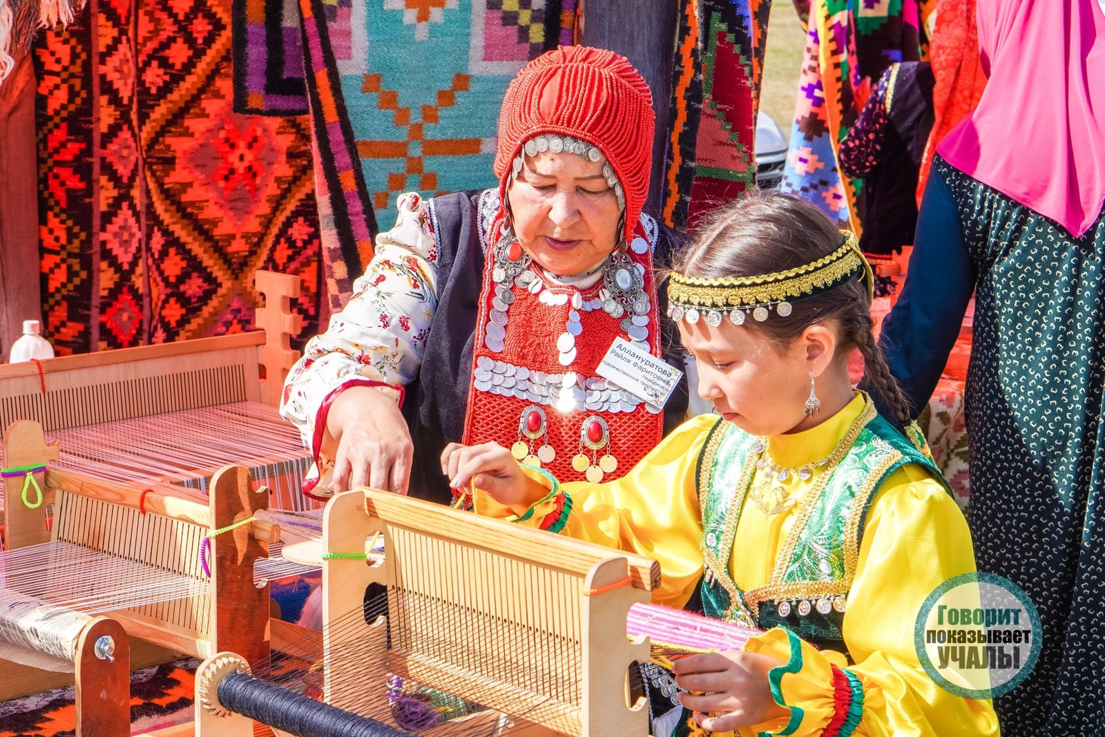 В Учалинском районе проходит Межрегиональный фестиваль паласного ткачества «Башҡорт балаҫы» 