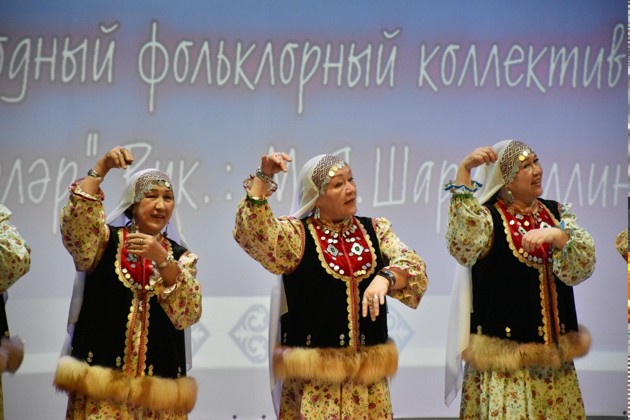 Просмотры творческих коллективов в рамках Республиканского фестиваля народных коллективов самодеятельного художественного творчества «Соцветие дружбы» прошли в 5 районах республики