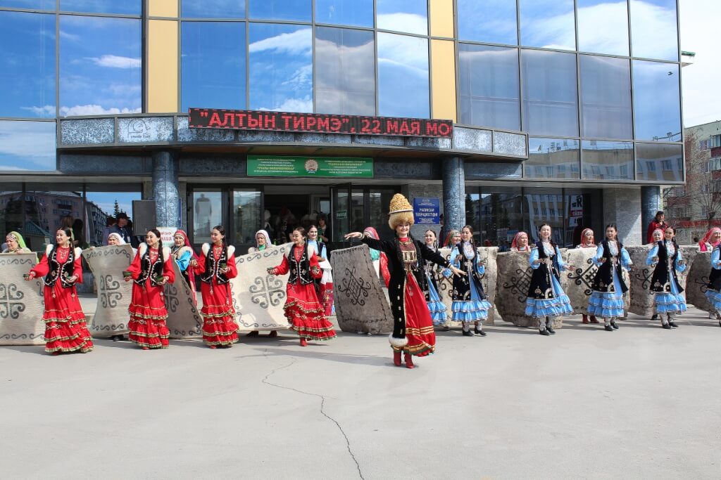 В Учалинском районе дан старт Межрегиональному фестивалю национальных театров «Алтын тирмә» 