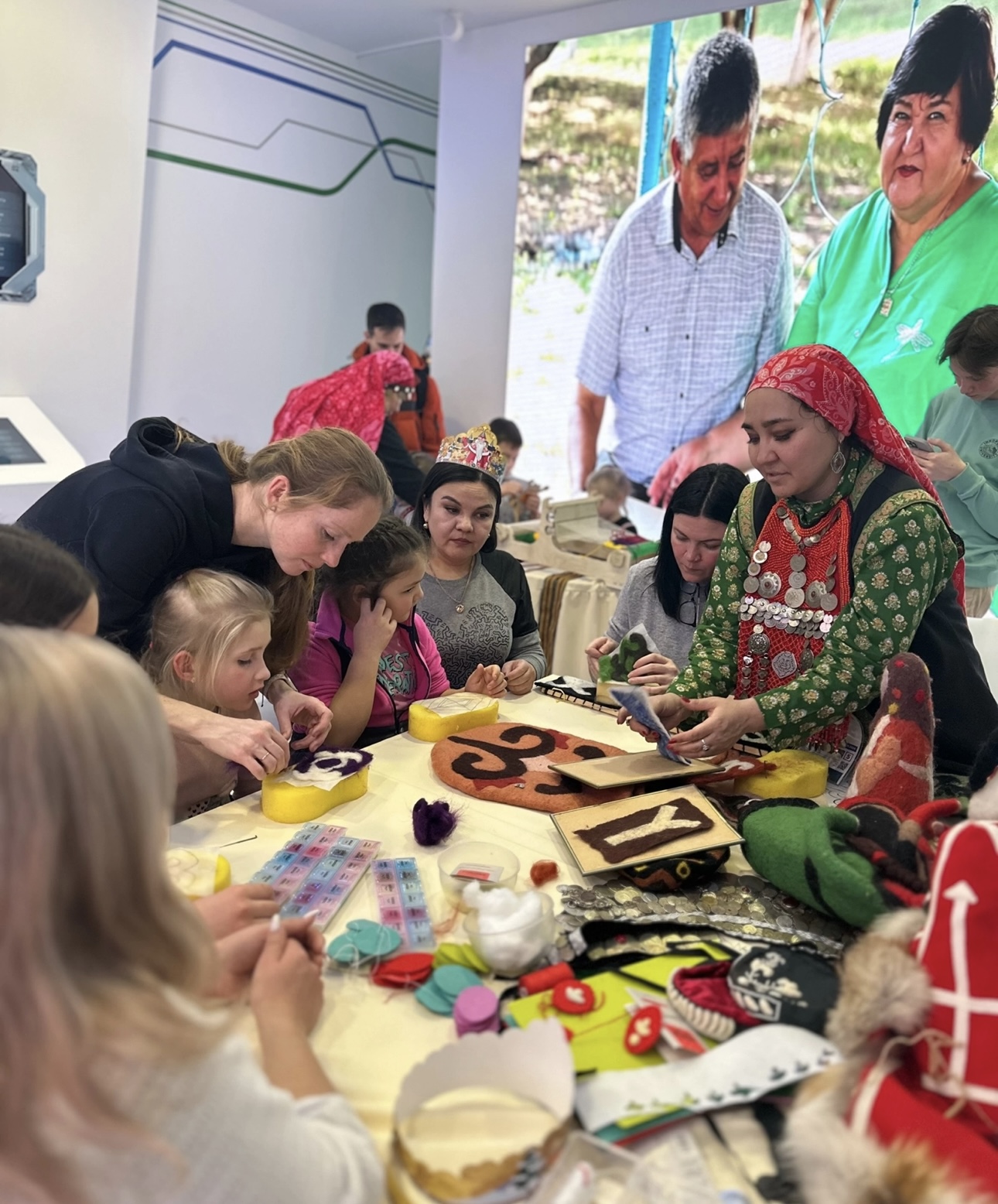 Куклы, игрушки, панно из войлока – на площадке Башкортостана в Москве