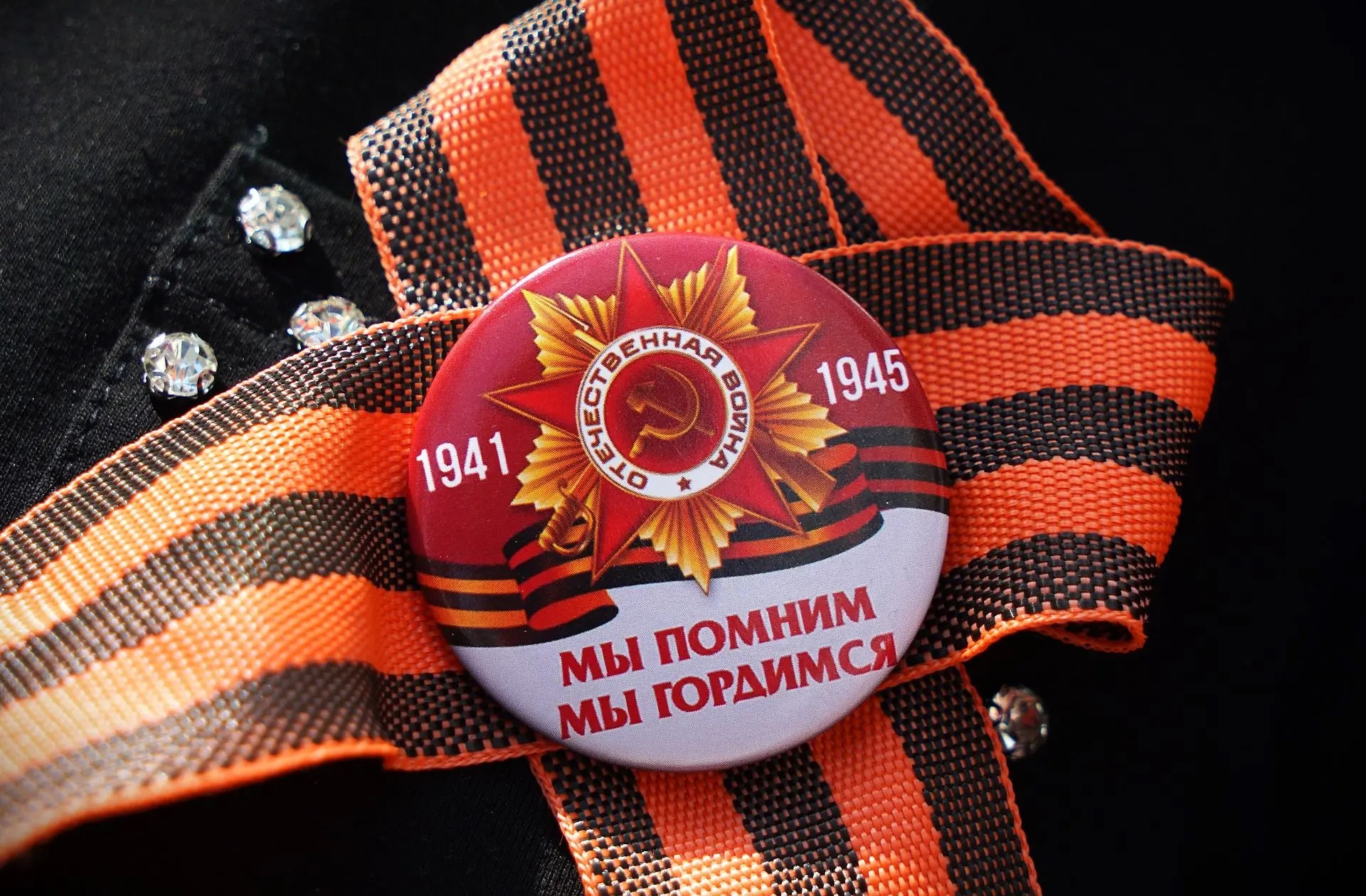В строю «Бессмертного полка» — сотрудники РЦНТ 9 мая  -  день, когда время словно замирает