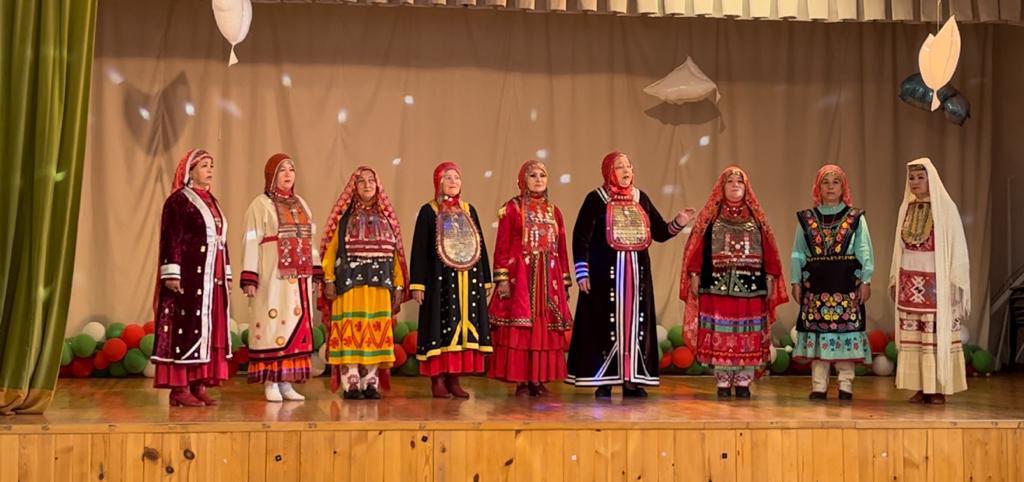 Народная студия башкирского народного костюма  «Селтәр» на фестивале в Абхазии стала лауреатом I степени в нескольких номинациях