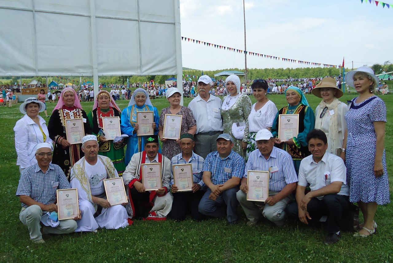 Сказители соревновались в конкурсе «Эйтеш» на фольклорном празднике «Салауат йыйыны»