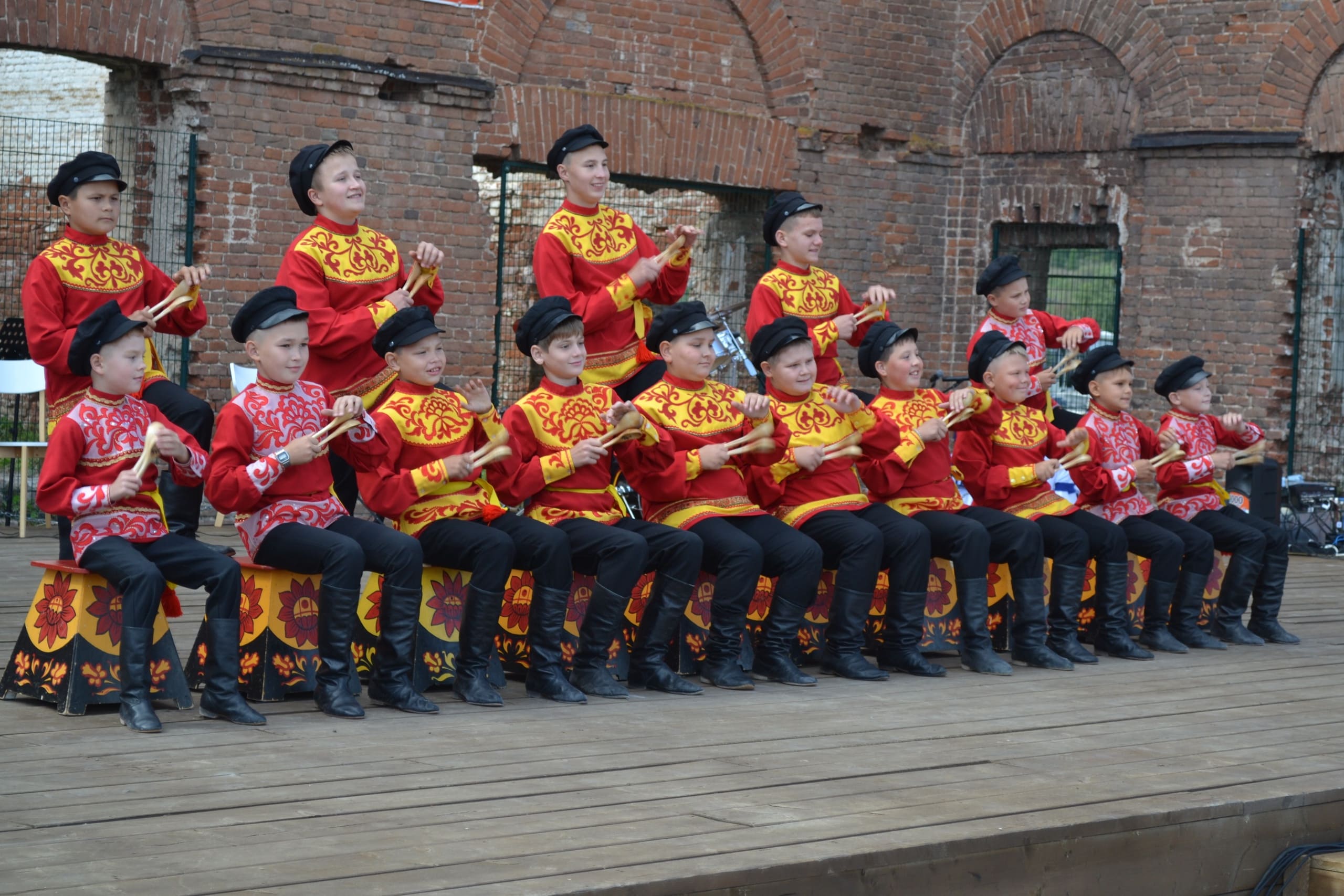 «Воскресенский хоровод» снова объединил республику и стал настоящим праздником традиции