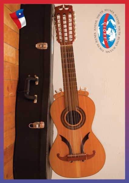 Чилийский гитаррон - Чили