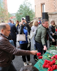 В Уфе открыли мемориальную доску памяти народного художника Рамиля Кильмаматова
