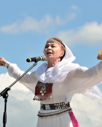 В ходе этнокультурного фольклорного фестиваля был зафиксирован объект нематериального культурного наследия: нетрадиционные методы лечения – народное целительство