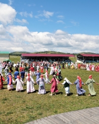 В ходе этнокультурного фольклорного фестиваля был зафиксирован объект нематериального культурного наследия: нетрадиционные методы лечения – народное целительство