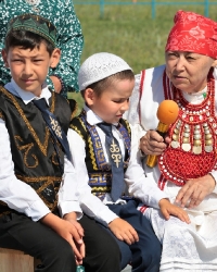 В ходе этнокультурного фольклорного фестиваля был зафиксирован объект нематериального культурного наследия: нетрадиционные методы лечения – народное целительство