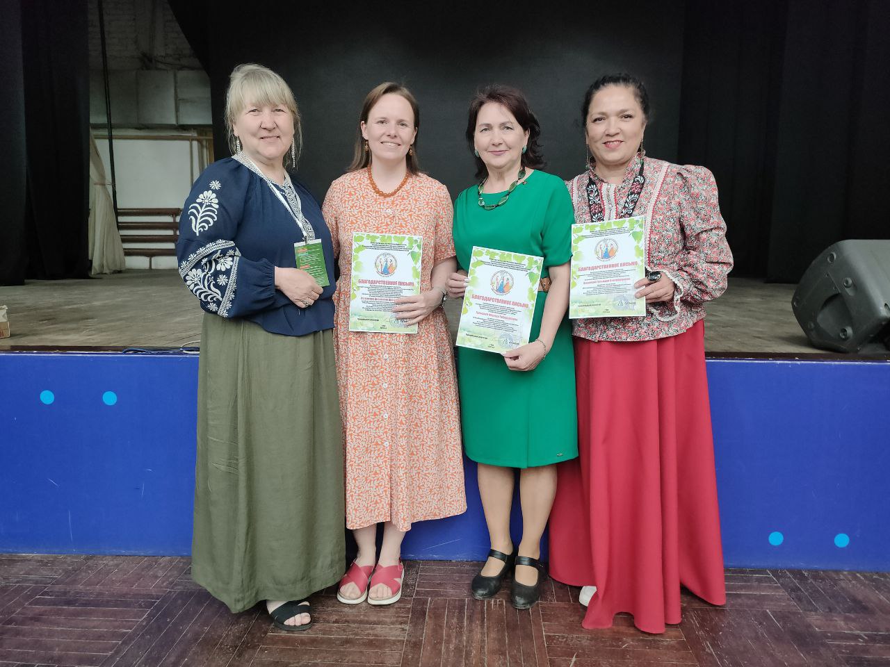 Открытый конкурс старинной русской песни «Песни родной земли» начал работу