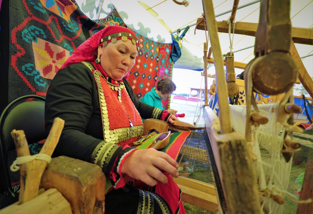 В Альшеевском районе пройдет VI Республиканский фестиваль-конкурс башкирского паласа «Веков связующая нить»