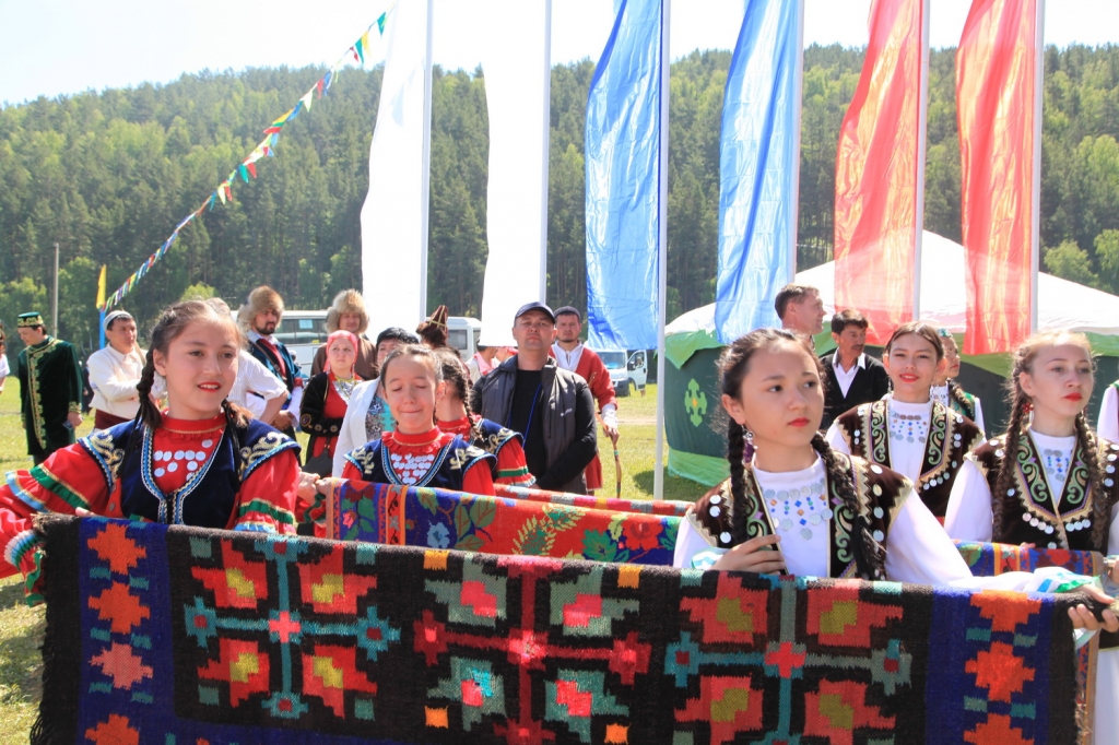 Международный фестиваль национальных культур «Берҙәмлек» в Салаватском районе