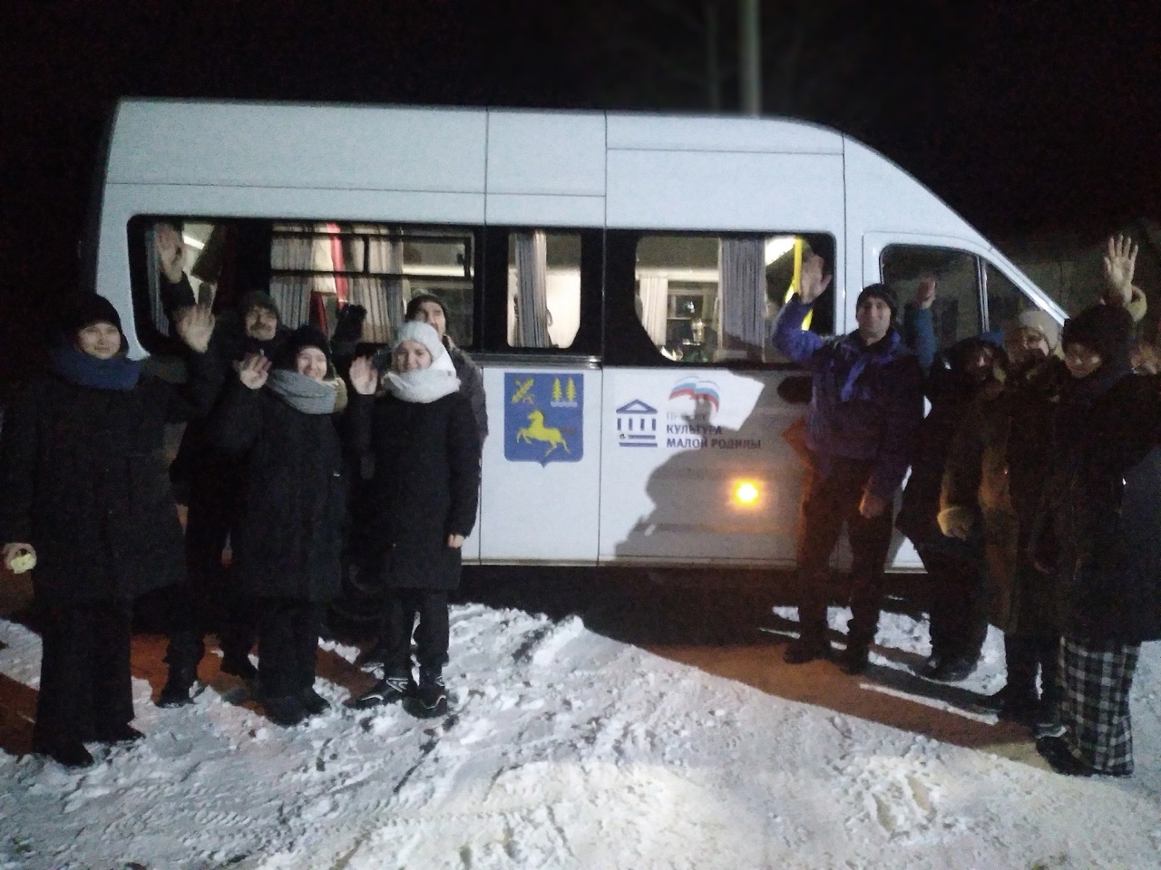 В Дуванском районе в новом рабочем году вновь начались концерты на автоклубе