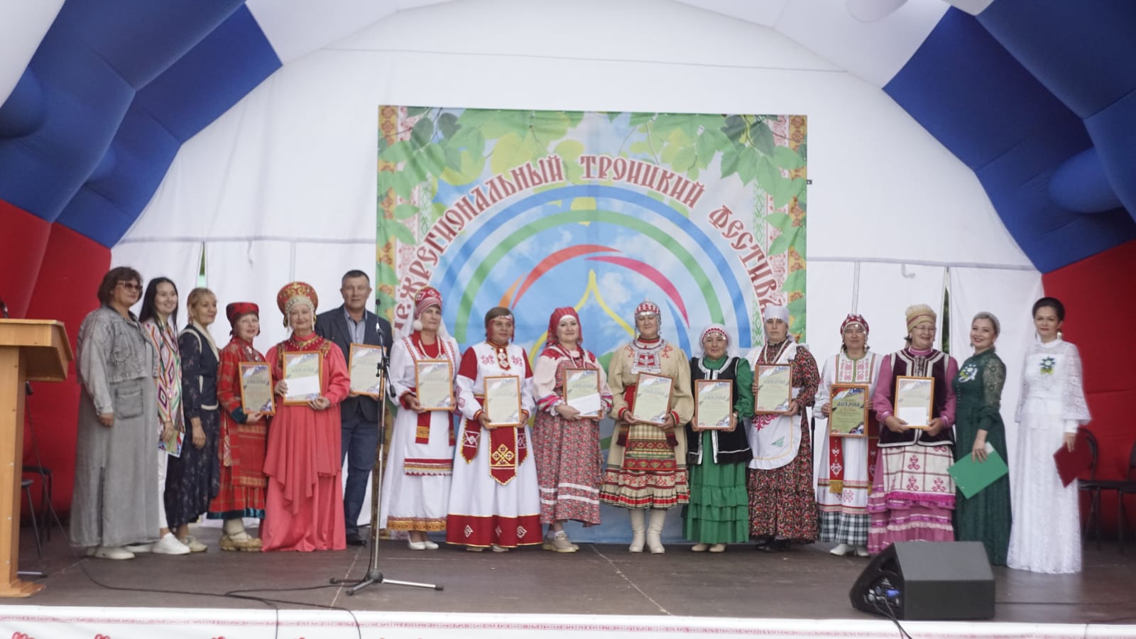 В Бакалинском районе прошел VII Межрегиональный Троицкий фестиваль фольклорных коллективов