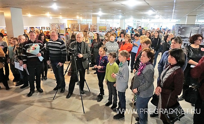 В Уфе прошла выставка Светланы Комковой «Фотопалитра»