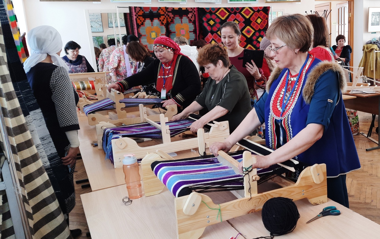 Первый форум народных мастеров по ткачеству