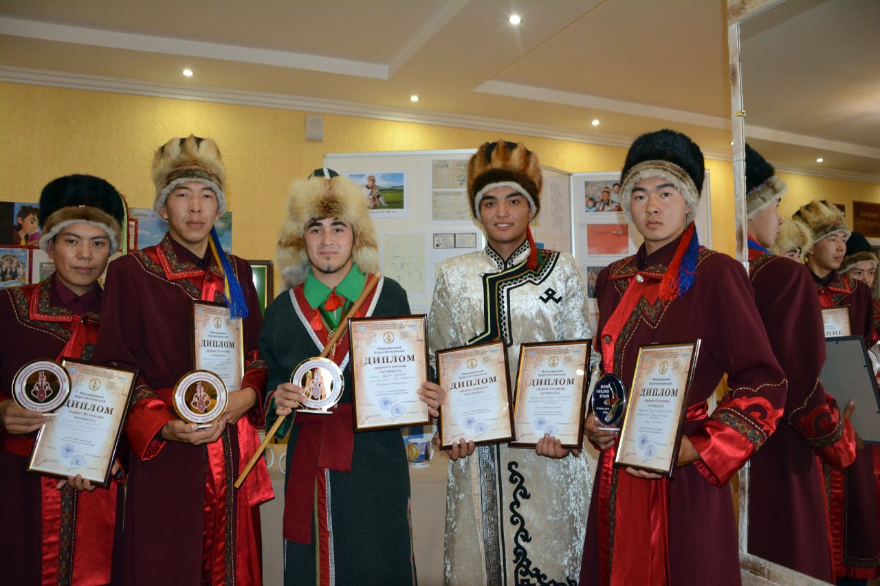 Мирас Узянбаев из Республики Башкортостан стал лауреатом Международного фестиваля-конкурса «Курултай сказителей»