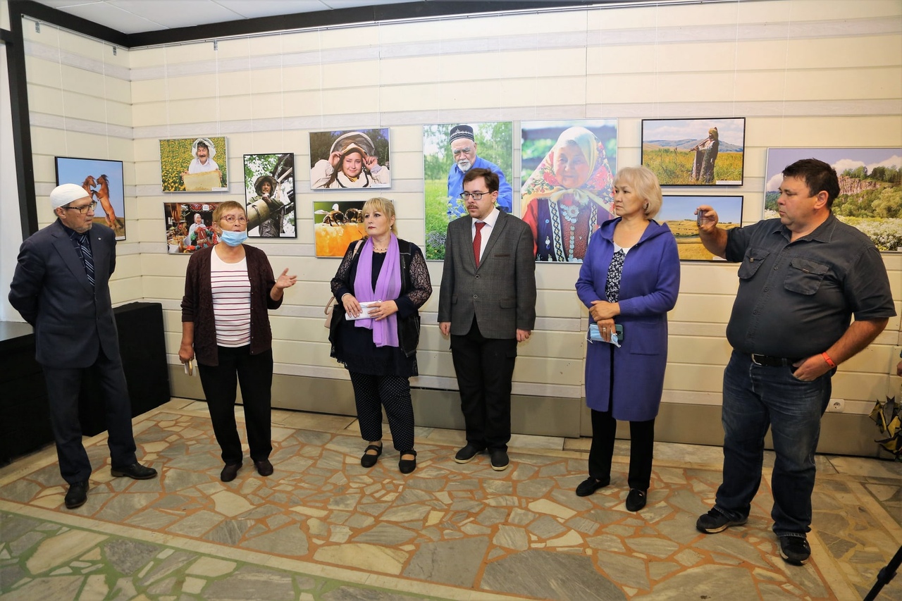 В галерее народного искусства «Урал» открылась фотовыставка 