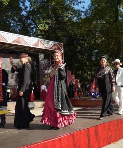 331aa733-f08d-4ad2-8dc3-eb66fc5c8d28