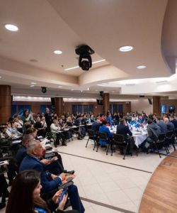 87934262-7c14-4cb4-abf4-5b4872ebb773