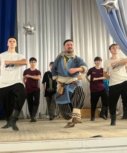 5310305910355856744_copy_1