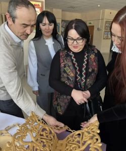 r6urgbad_hyx5_uywy-h-kvrd5elpd3vnpprzlayxl-pm09vmxac81fzrby_4z3pllmex_sfpsqubawu1ytwnboq