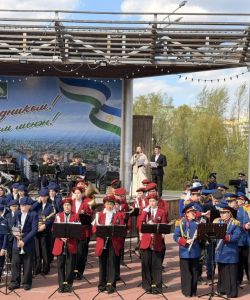 f4404c69-018a-453b-8d5c-afae43e8201d-1